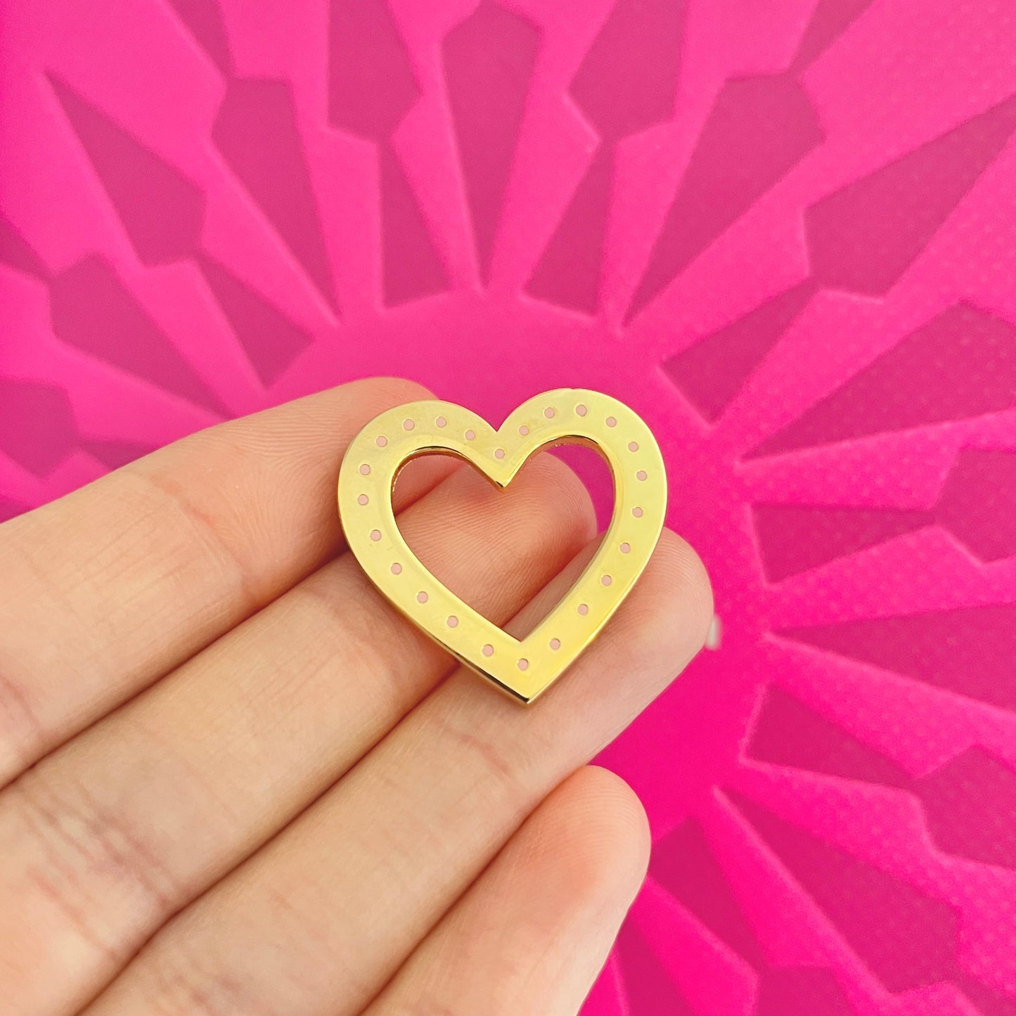 Vintage Wedding Chapel Heart Pin