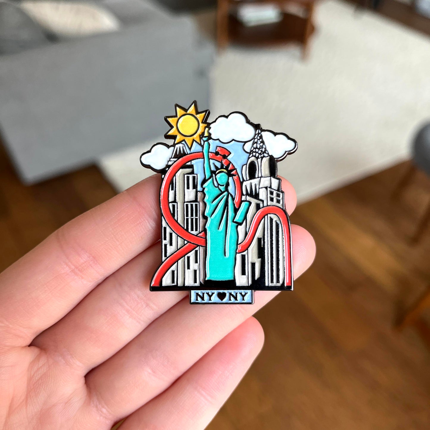 NY NY Pin