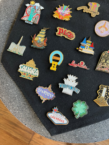 Custom Pin Banner with over 20 Pins!